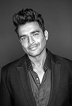 Foto de R. Madhavan pareja de Sarita Birje